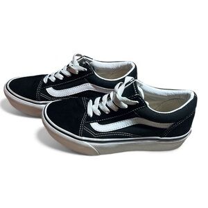 Vans Old Skool Black & White Sneakers – Kids Size 3